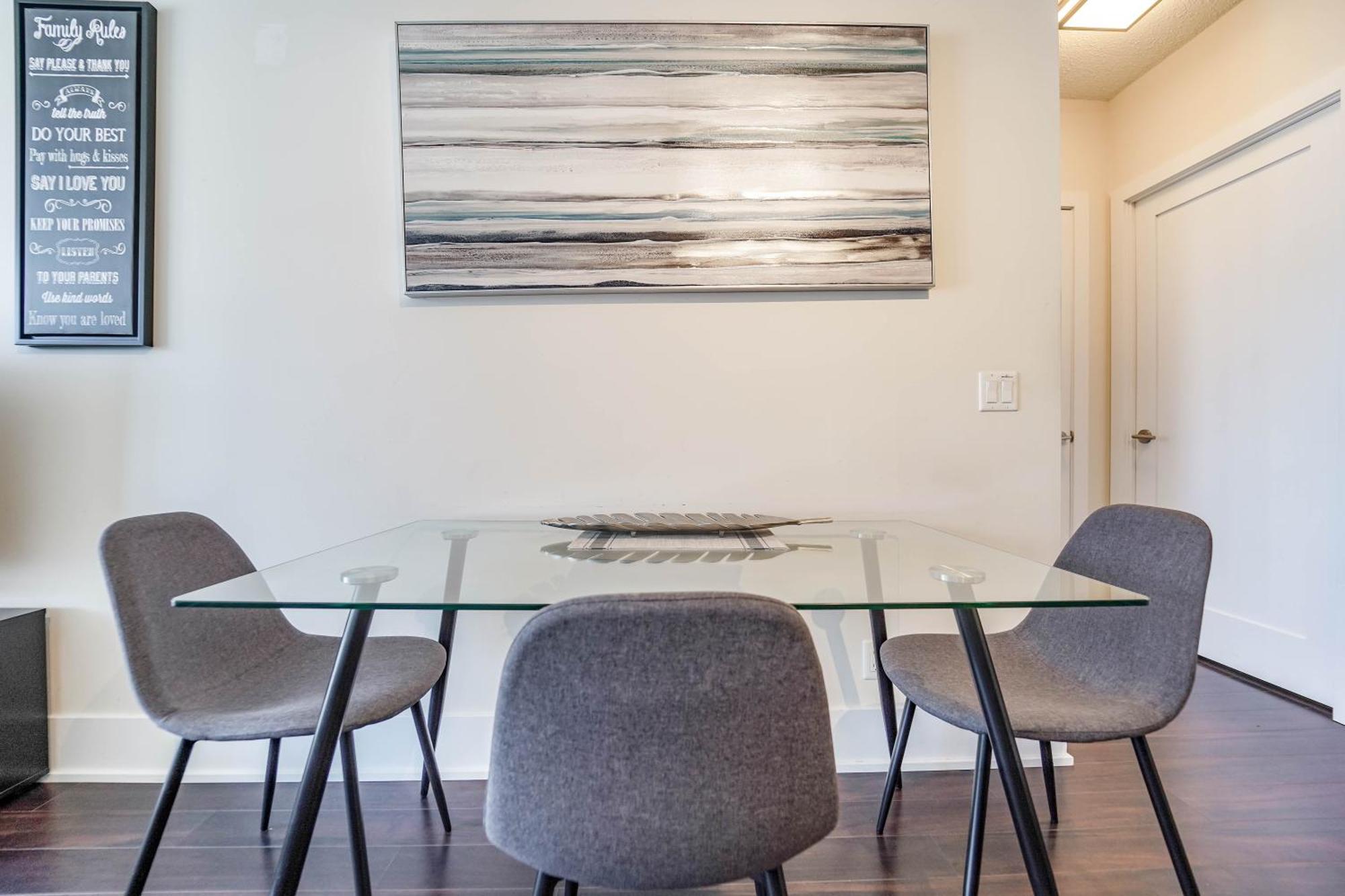 Chol Furnished Suites Heart Of Downtown Toronto, 2 Beds, Free Parking, Cn Tower View Exterior foto